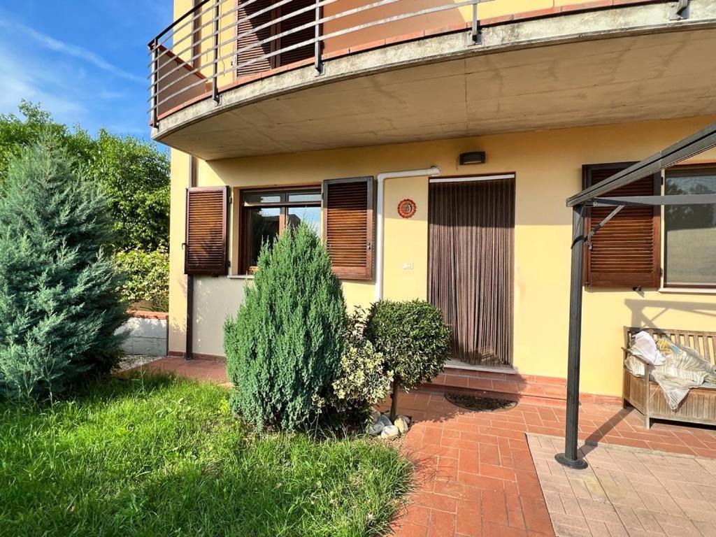 Appartamento Altopascio Sulla Francigena Spianate Exterior photo